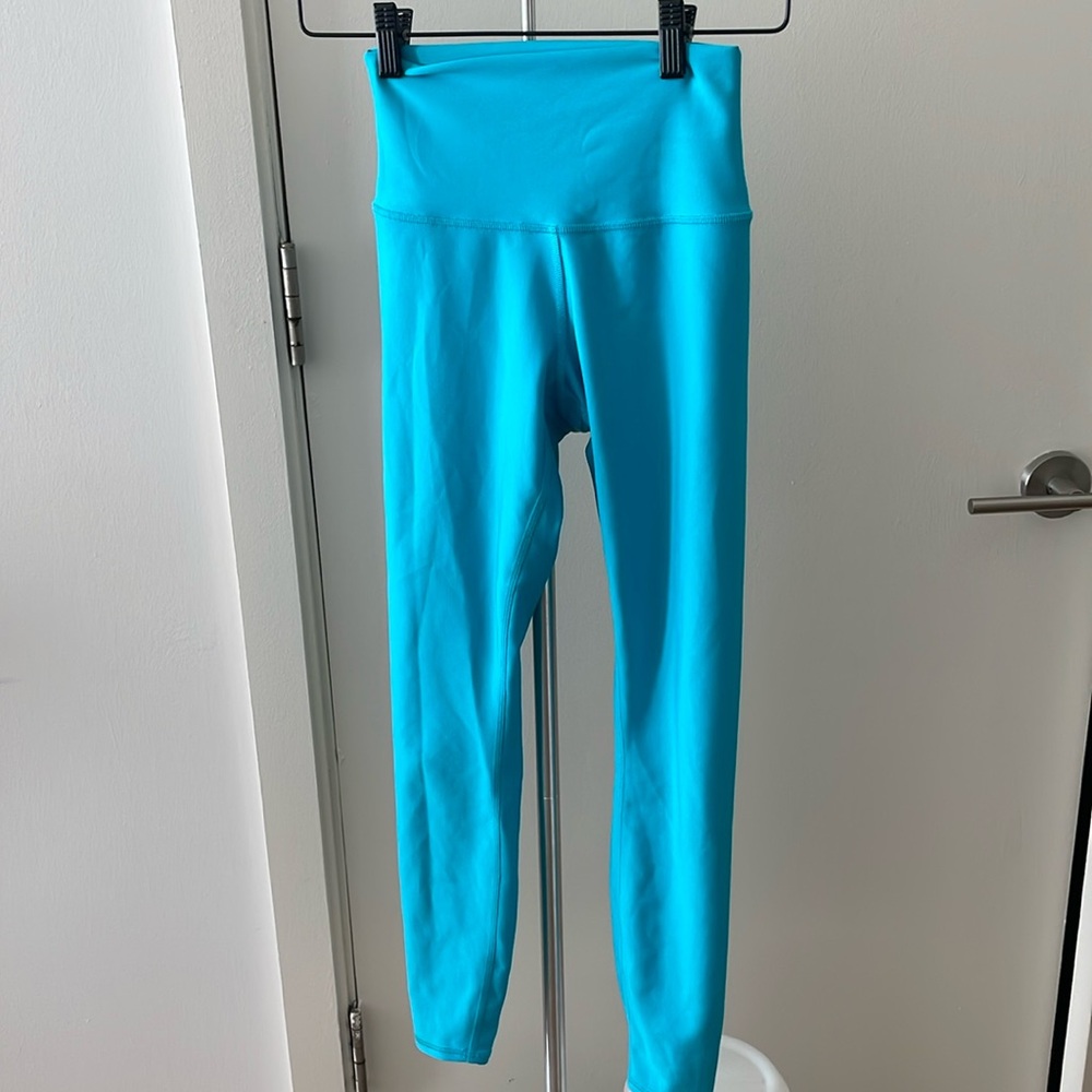 Alo Airlift Leggings